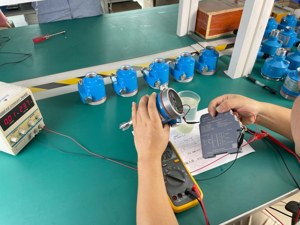 Application Trends of NAMUR Output Standards in Industrial Detection — and Practical Breakthroughs of the Ring-11 Vibrating Rod Level Switch