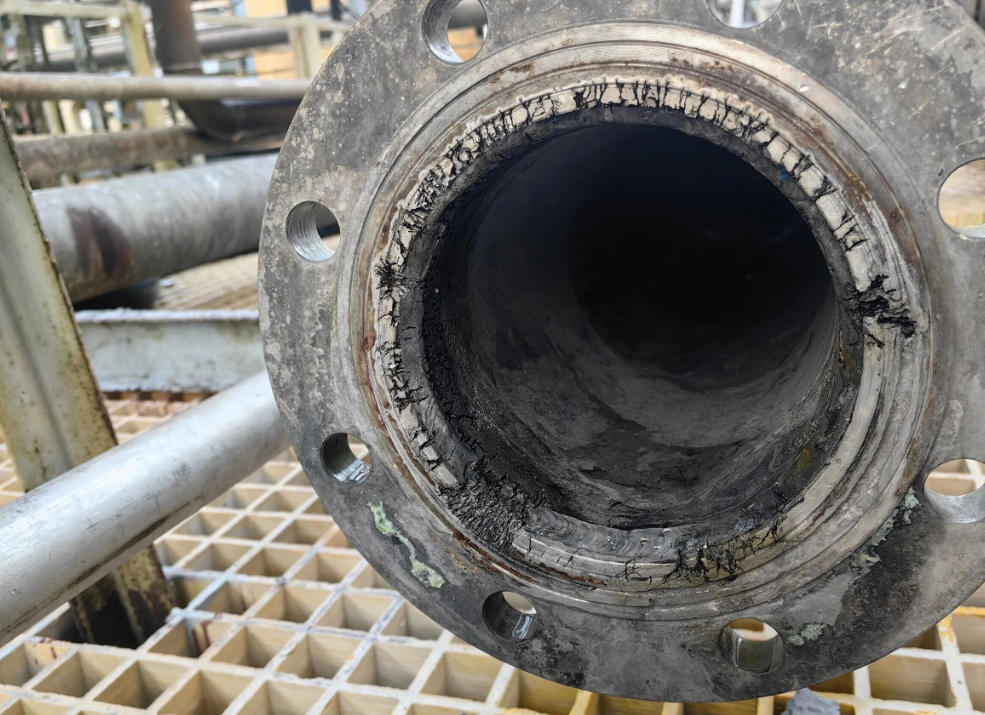 Nickel Sulfate Pipeline Level Monitoring Solution: Ring-11 Tuning Fork Level Switch for Reliable Dry-Run Protection and No-Flow Alarm