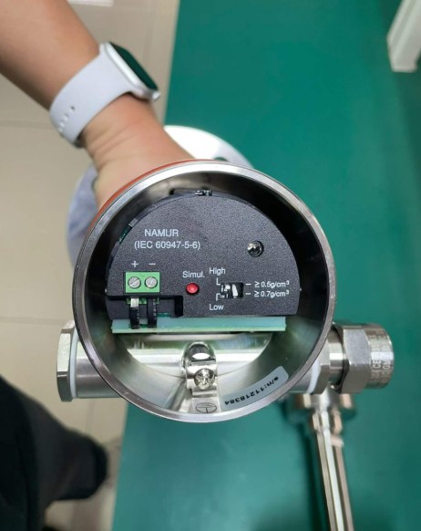 Application Trends of NAMUR Output Standards in Industrial Detection — and Practical Breakthroughs of the Ring-11 Vibrating Rod Level Switch