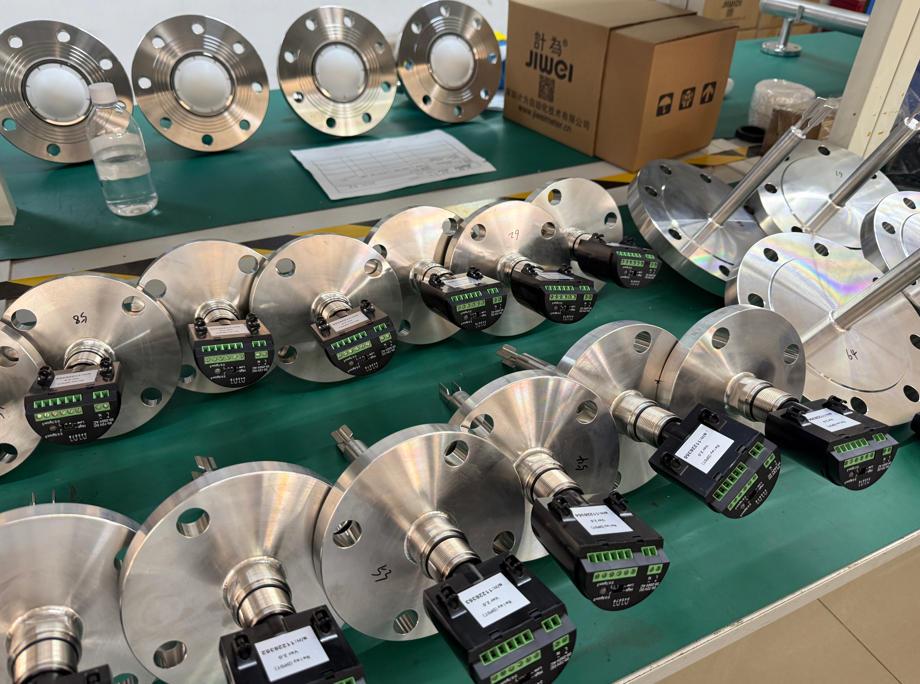 Shenzhen Jiwei is a fork level switch manufacturer with multiple authoritative certifications (CE, CCC,EAC, SIL, Ex) Application of Tuning Fork Level Switches in the Pharmaceutical Manufacturing Industry