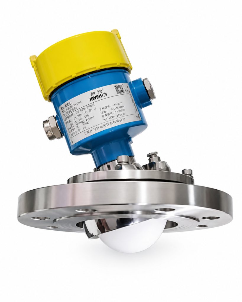 How a Universal Flange Is Used with a Level Meter