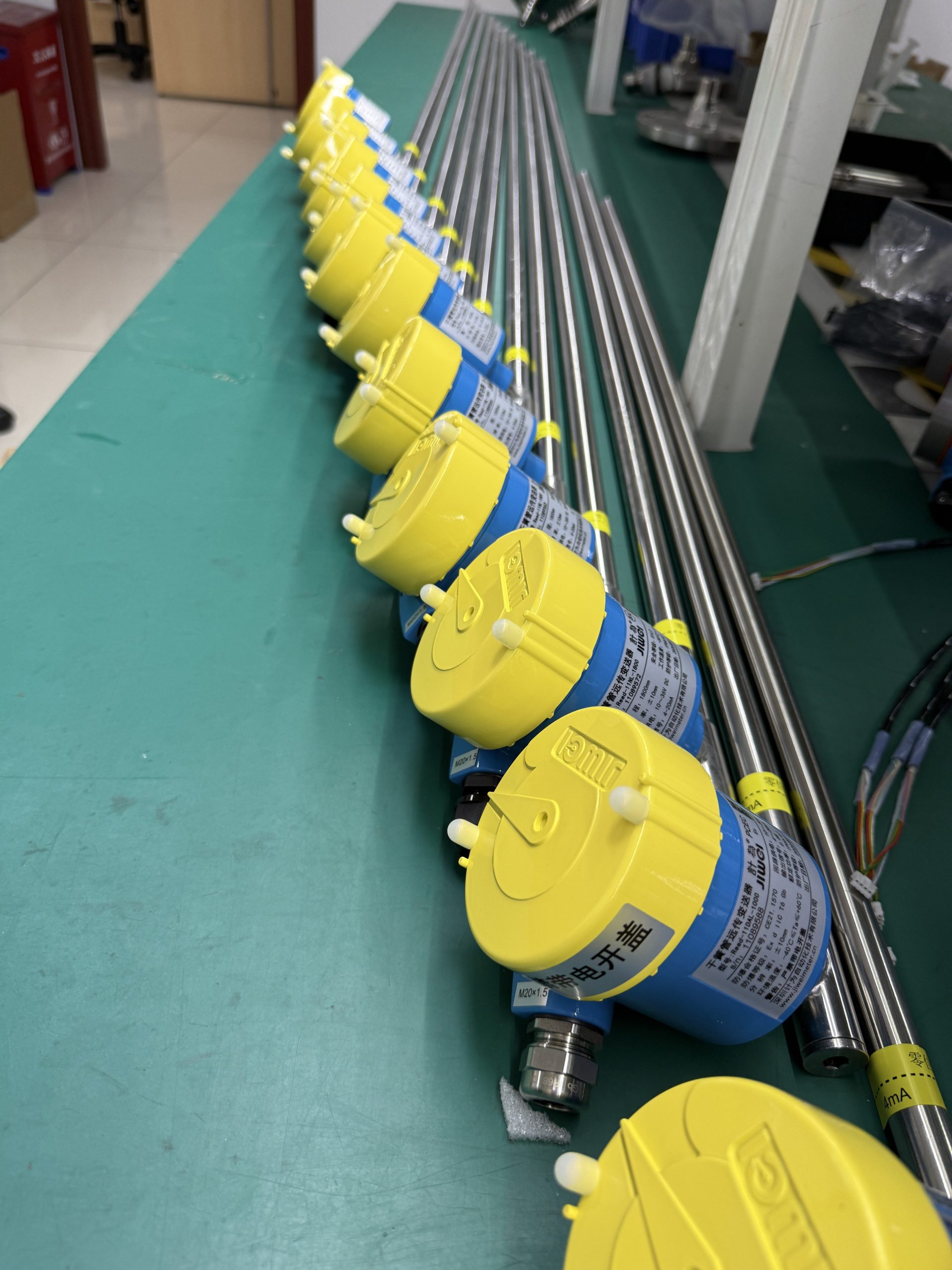 What Is a Remote Transmitter? Working Principle, Applications, and Selection Guide