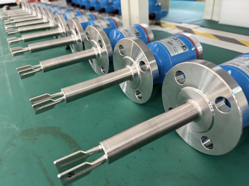 Corrosion Resistance of Hastelloy and Monel Level Probes: A Complete Guide