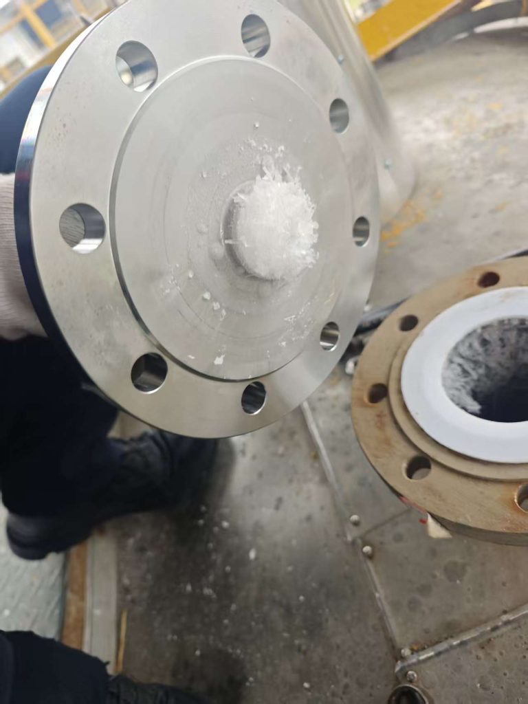 Caustic Soda Tank Level Measurement: How to Prevent Crystallization and Choose the Right Level Gauge