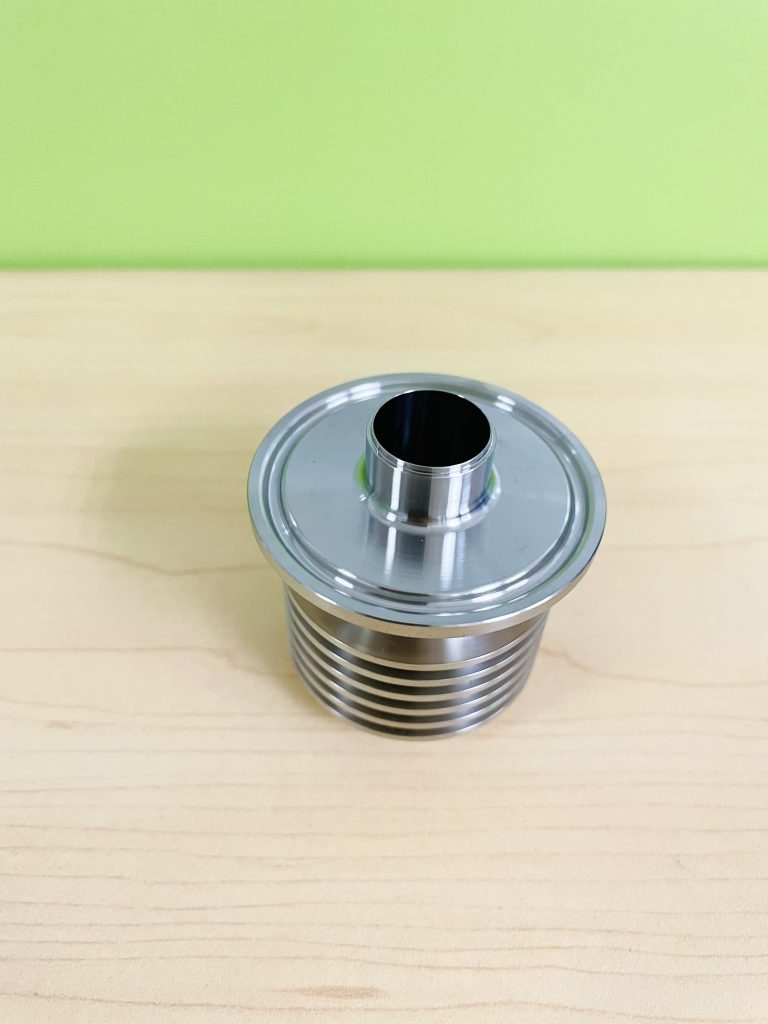What Is a Sanitary Clamp? Principles, Applications, and Selection Guide for Hygienic Level Instrument Connections